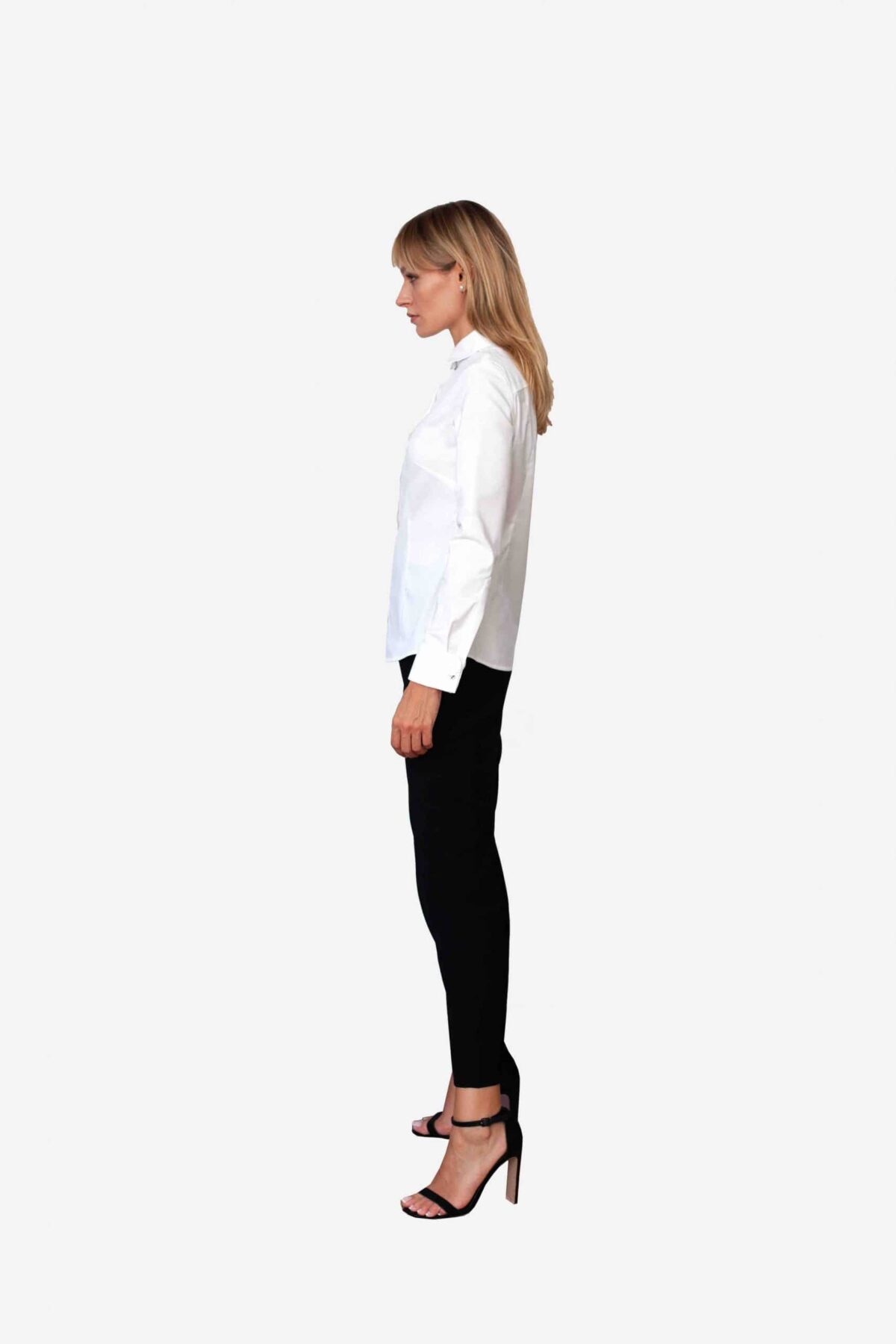 Bluse Michelle von SANOGE. Klassische Business Bluse in weiß. Made in Germany. Pflegeleicht, besonders atmungsaktiv, knitterarm, easy care.